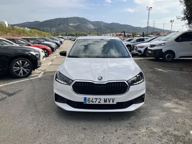 Škoda Fabia Essence 1.0 TSI - foto 9