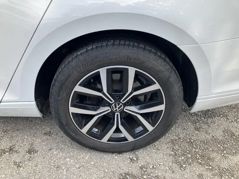 Volkswagen Passat Variant Executive 2.0 TDI - foto 28