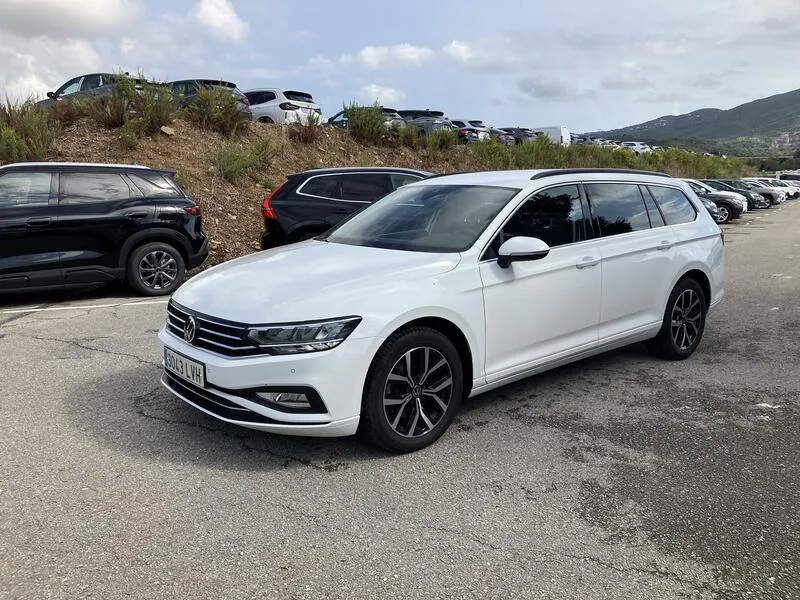 Volkswagen Passat Variant Executive 2.0 TDI - foto 2