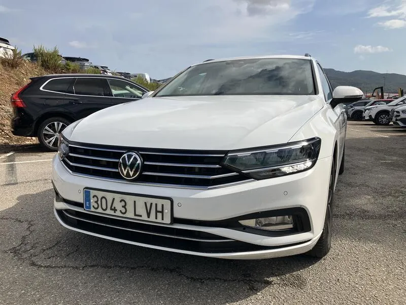 Volkswagen Passat Variant Executive 2.0 TDI - foto 40