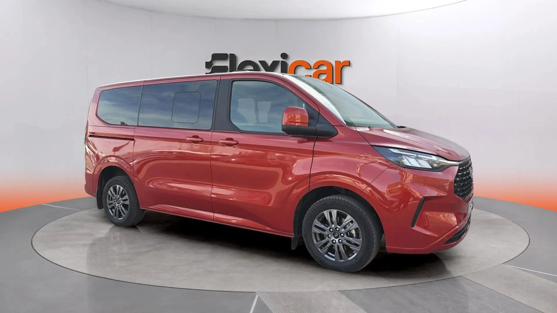 Ford Tourneo Custom 2.0 EcoBlue L1 Active - foto 6