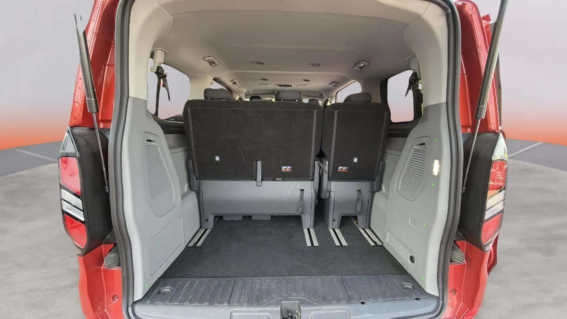 Ford Tourneo Custom 2.0 EcoBlue L1 Active - foto 14