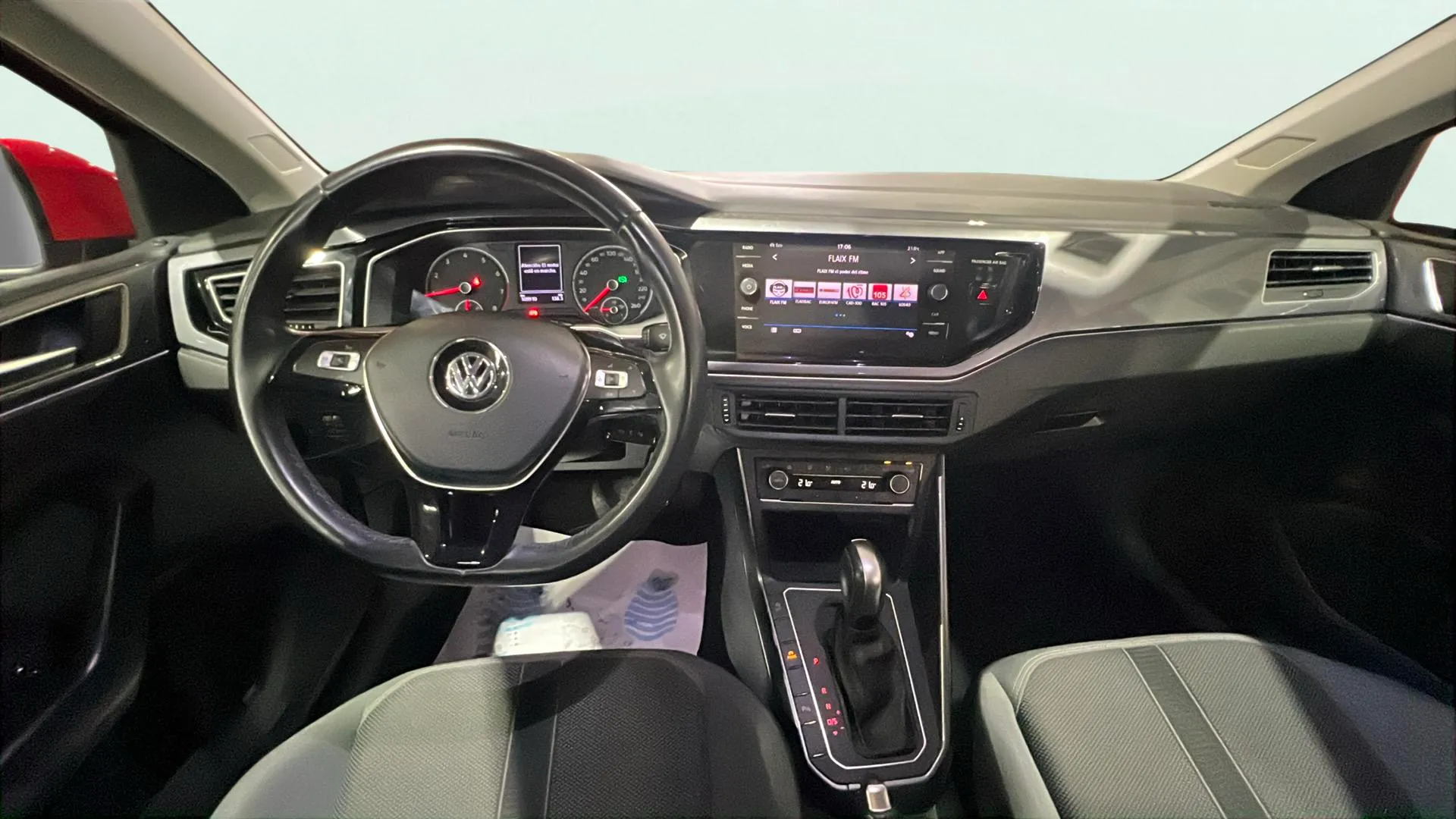 Volkswagen Polo Sport 1.0 TSI DSG - foto 14