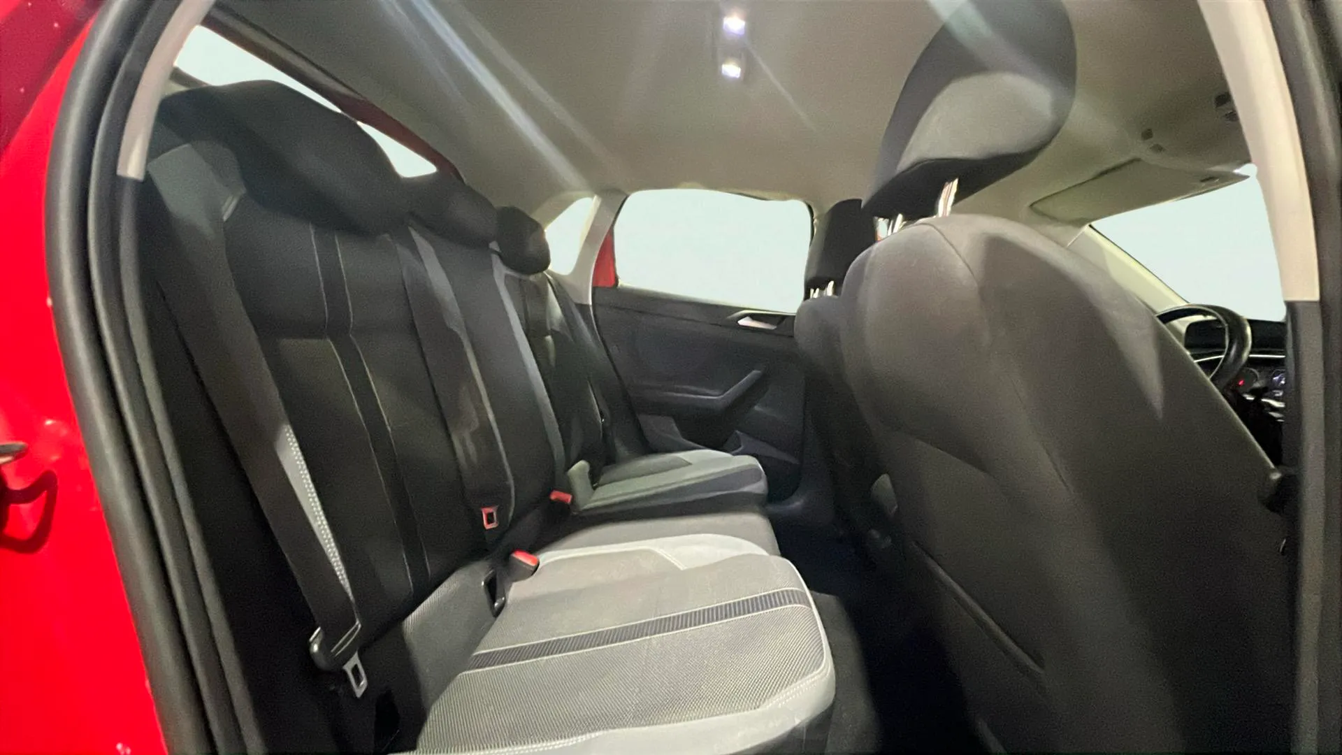 Volkswagen Polo Sport 1.0 TSI DSG - foto 18