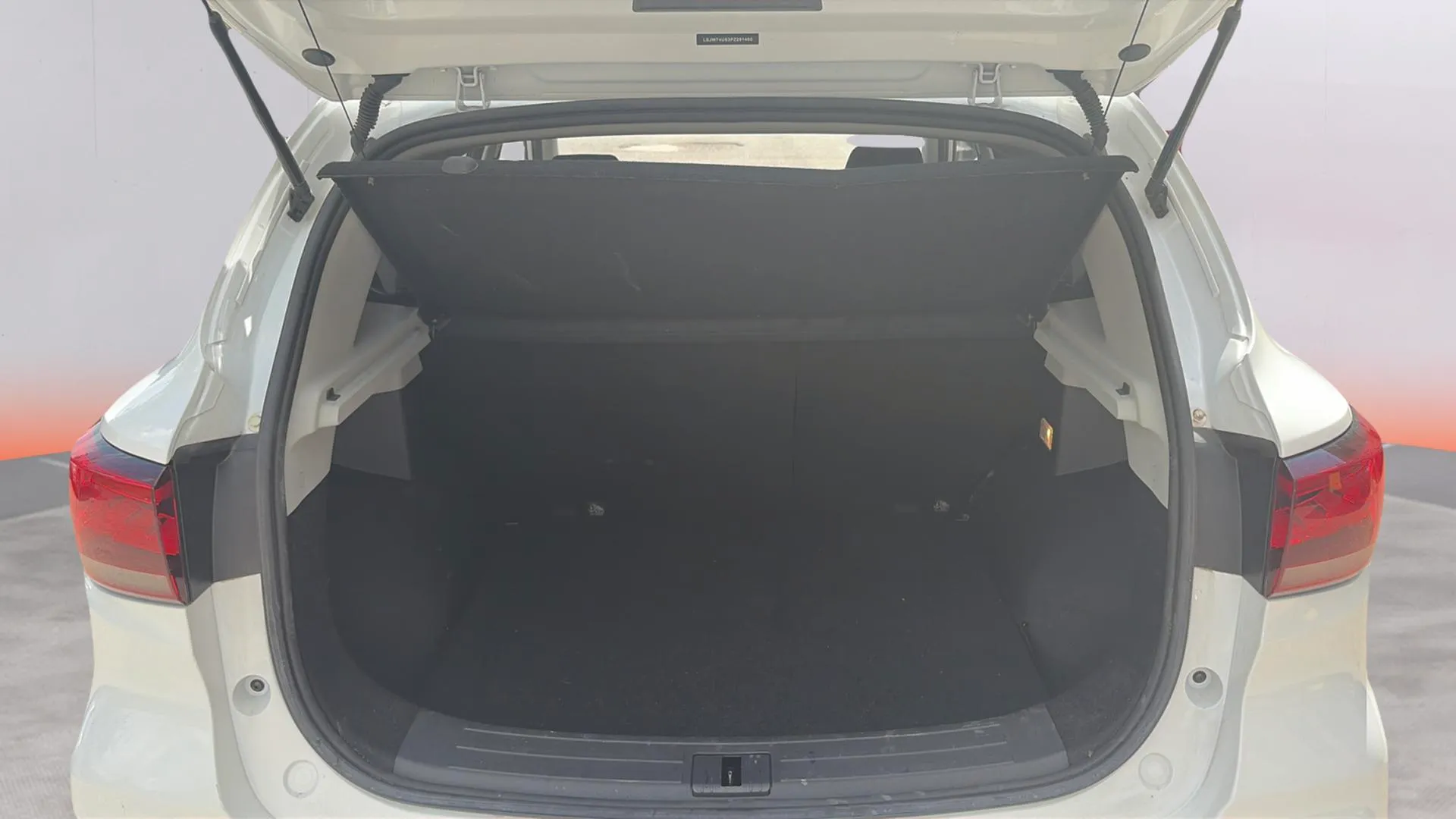 MG ZS 1.5 Comfort - foto 17