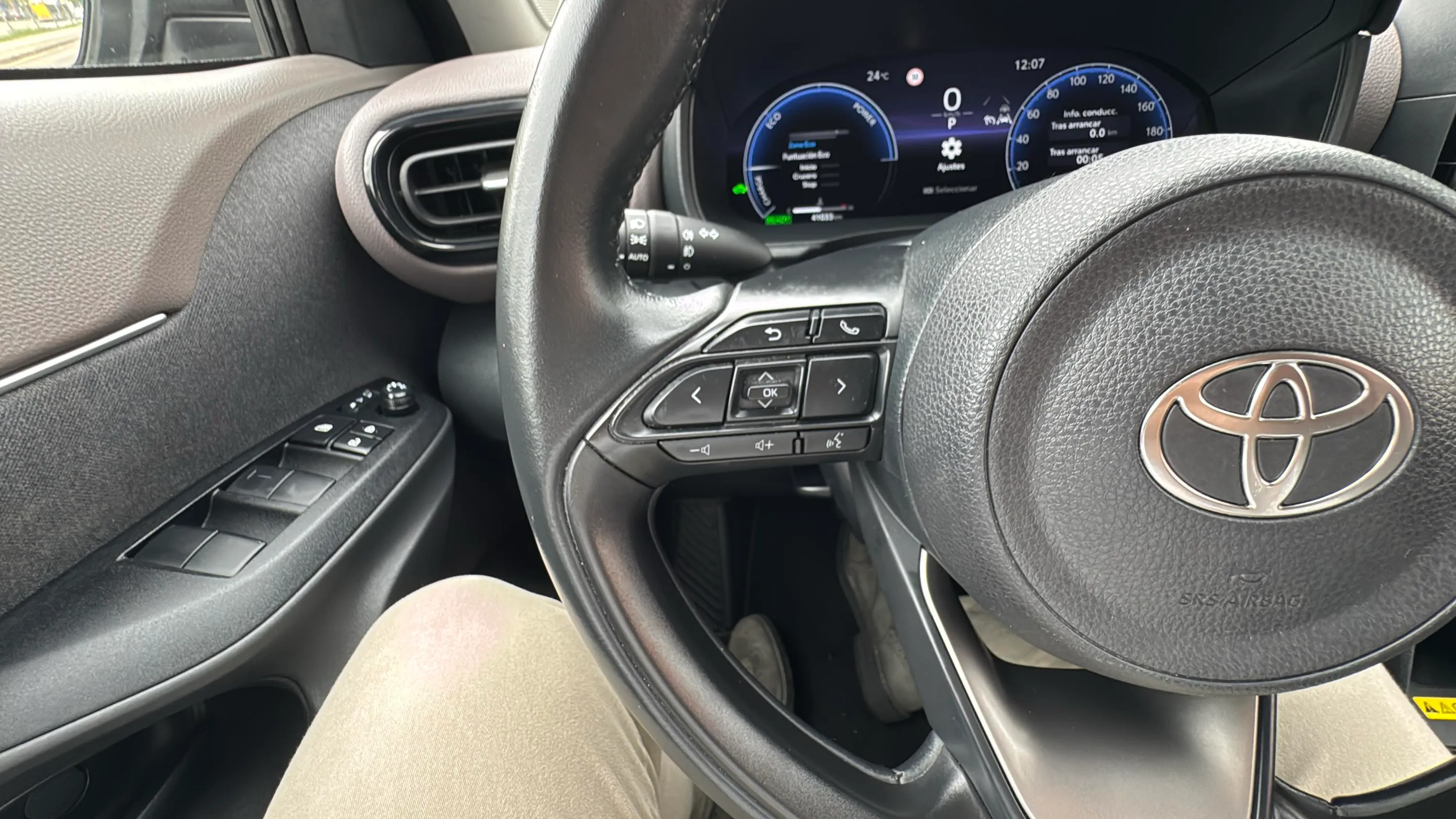 Toyota Yaris Cross 1.5 130H Style - foto 17