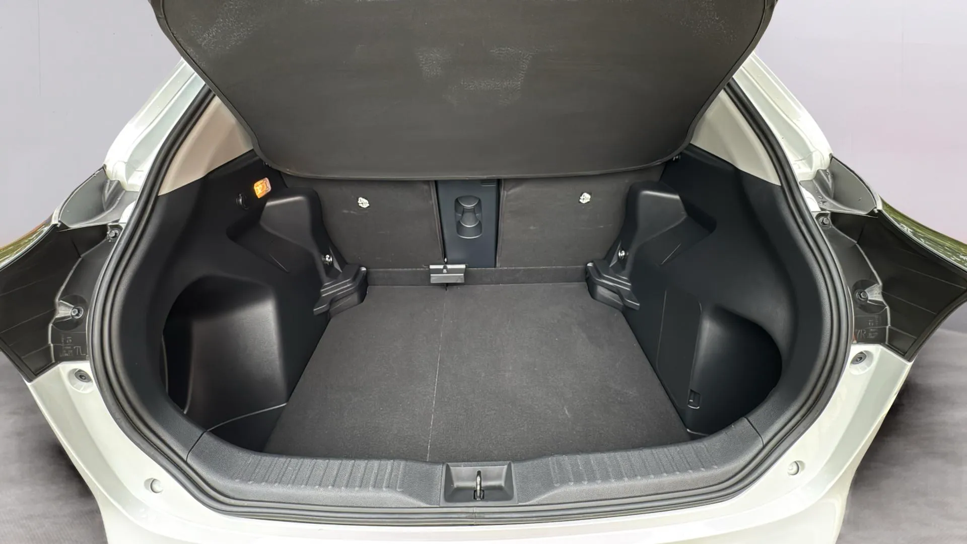 Toyota Yaris Cross 1.5 130H Style - foto 28