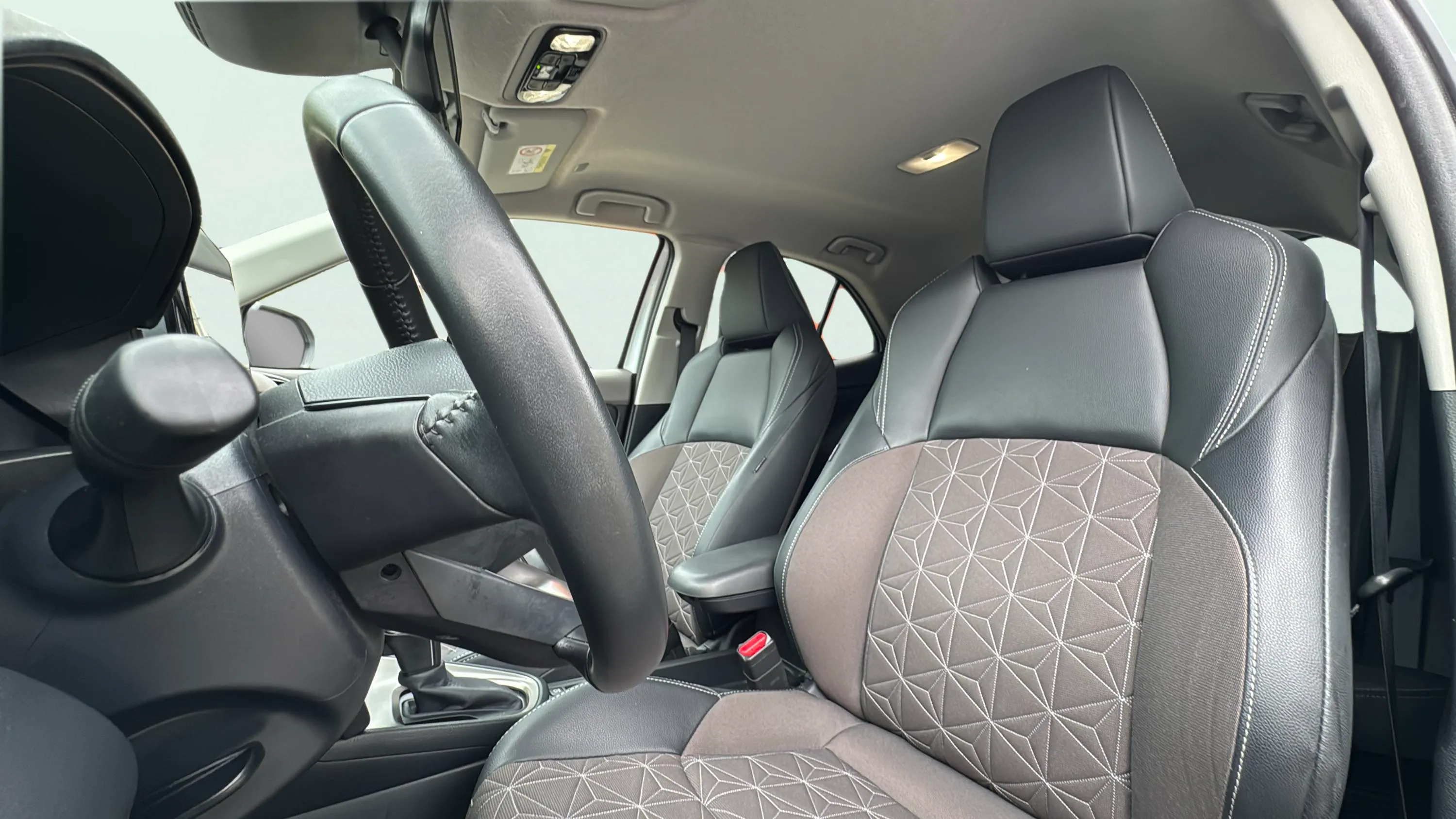 Toyota Yaris Cross 1.5 130H Style - foto 16