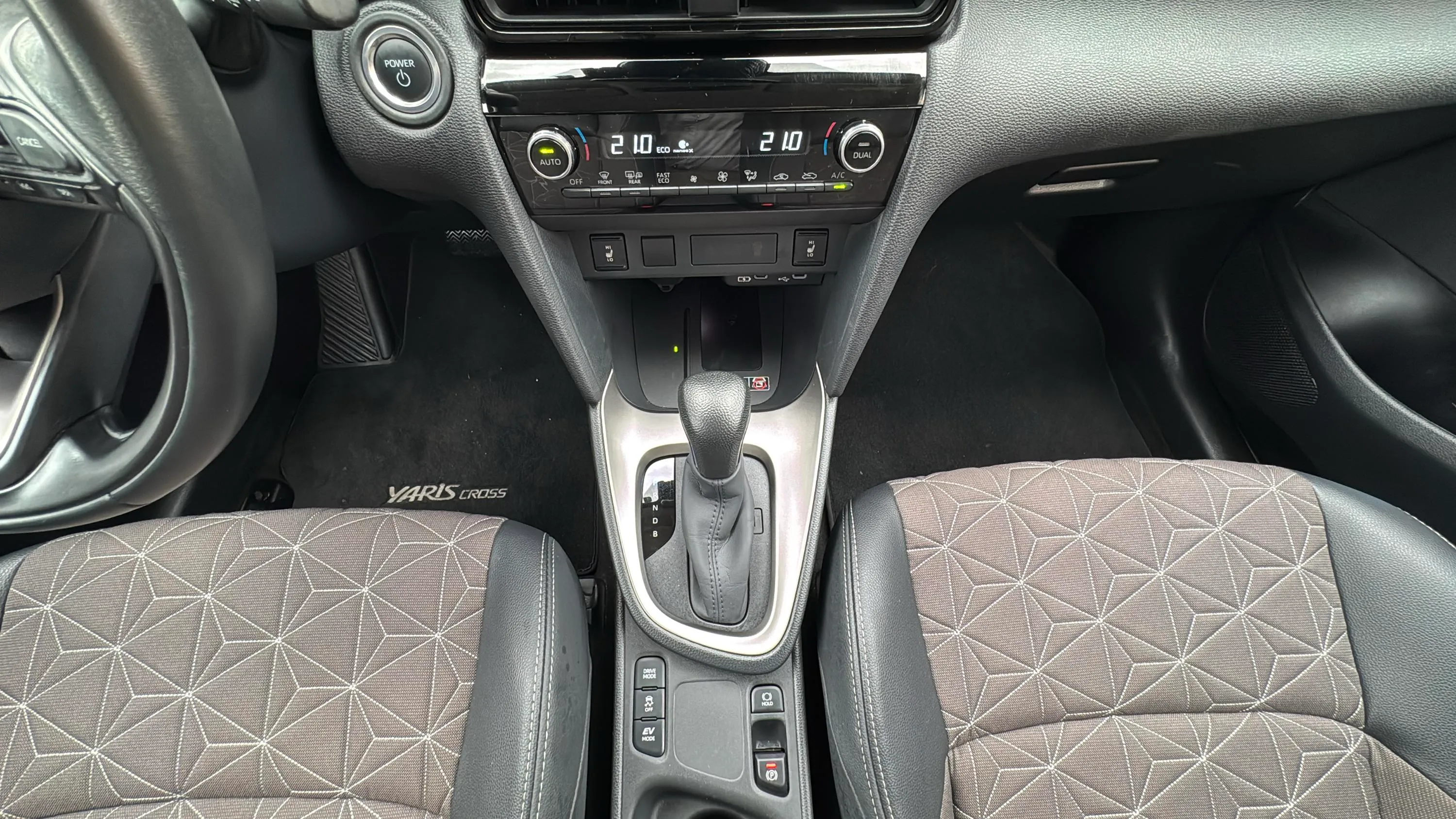 Toyota Yaris Cross 1.5 130H Style - foto 11