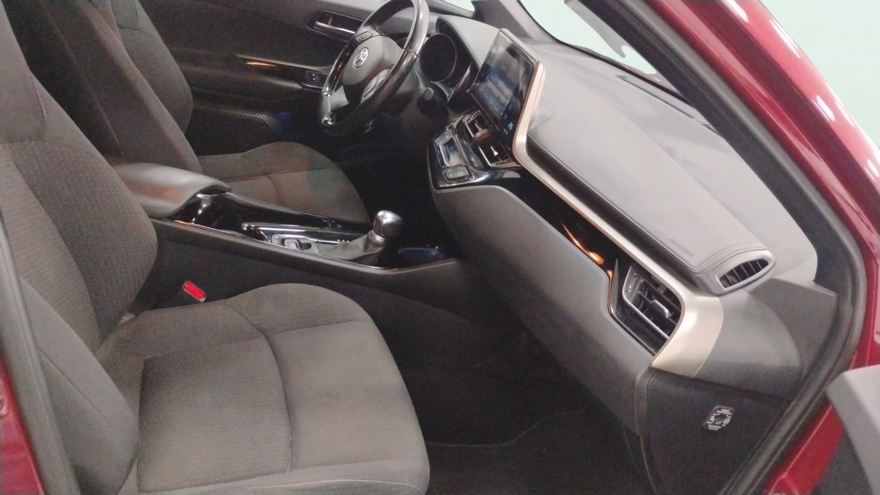 Toyota C-HR 1.8 125H Advance - foto 15
