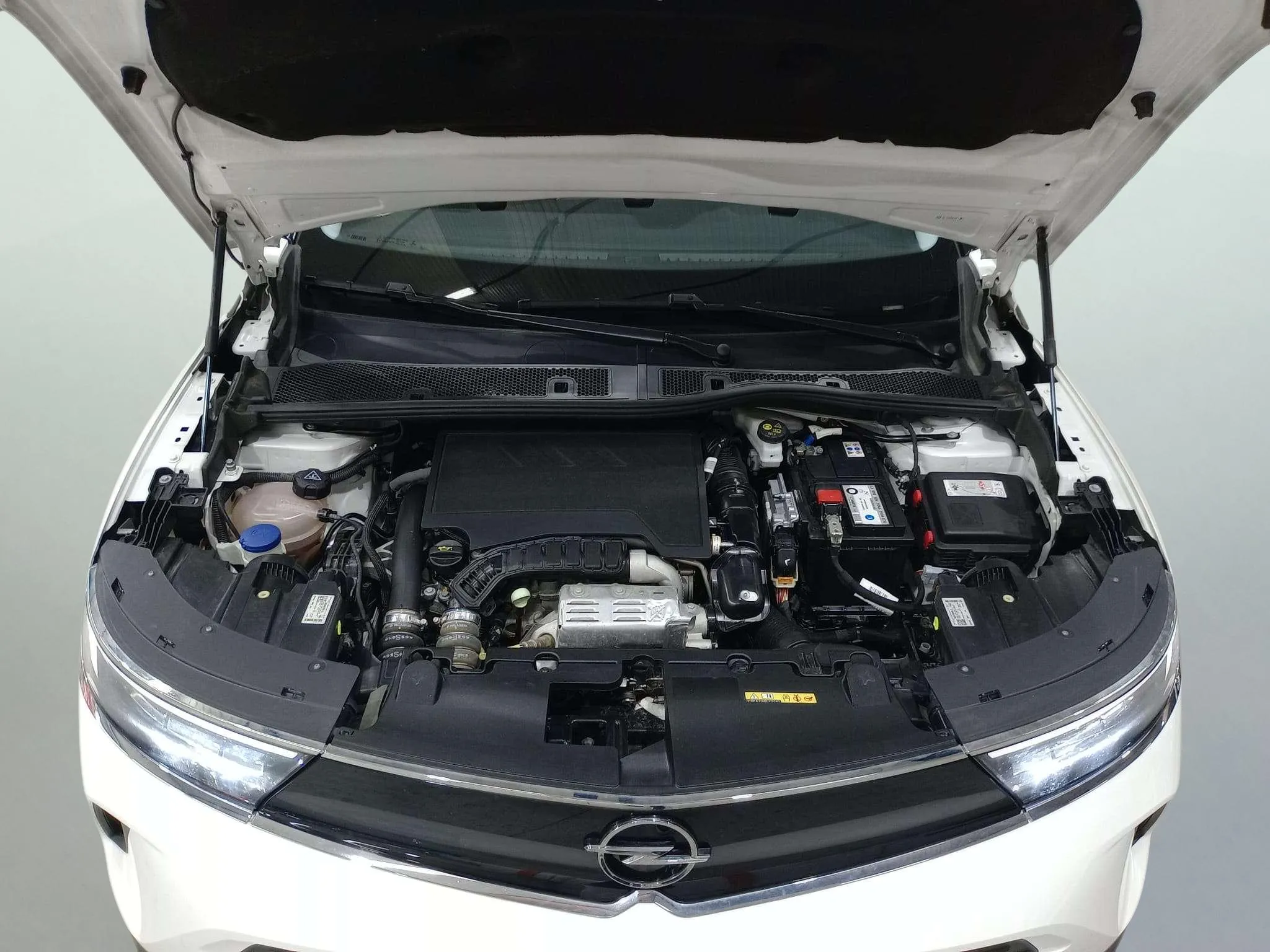 Opel Mokka 1.2 T Business Elegance - foto 27