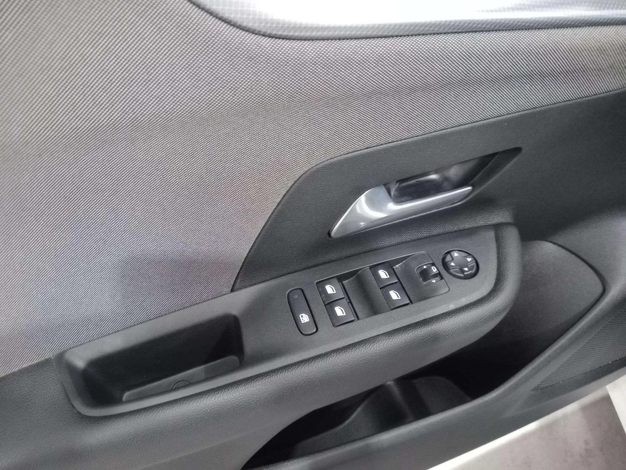 Opel Mokka 1.2 T Business Elegance - foto 19