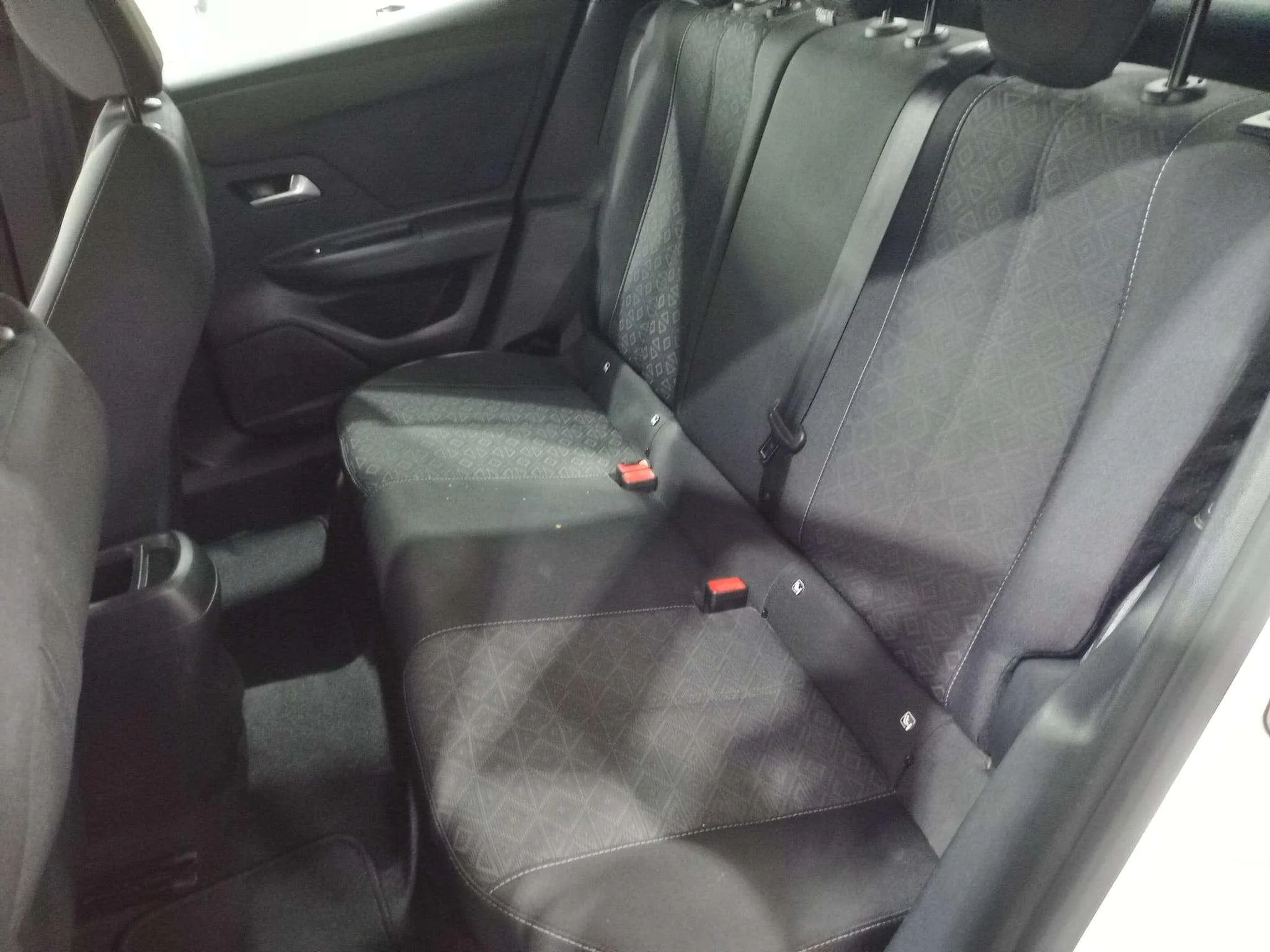 Opel Mokka 1.2 T Business Elegance - foto 17