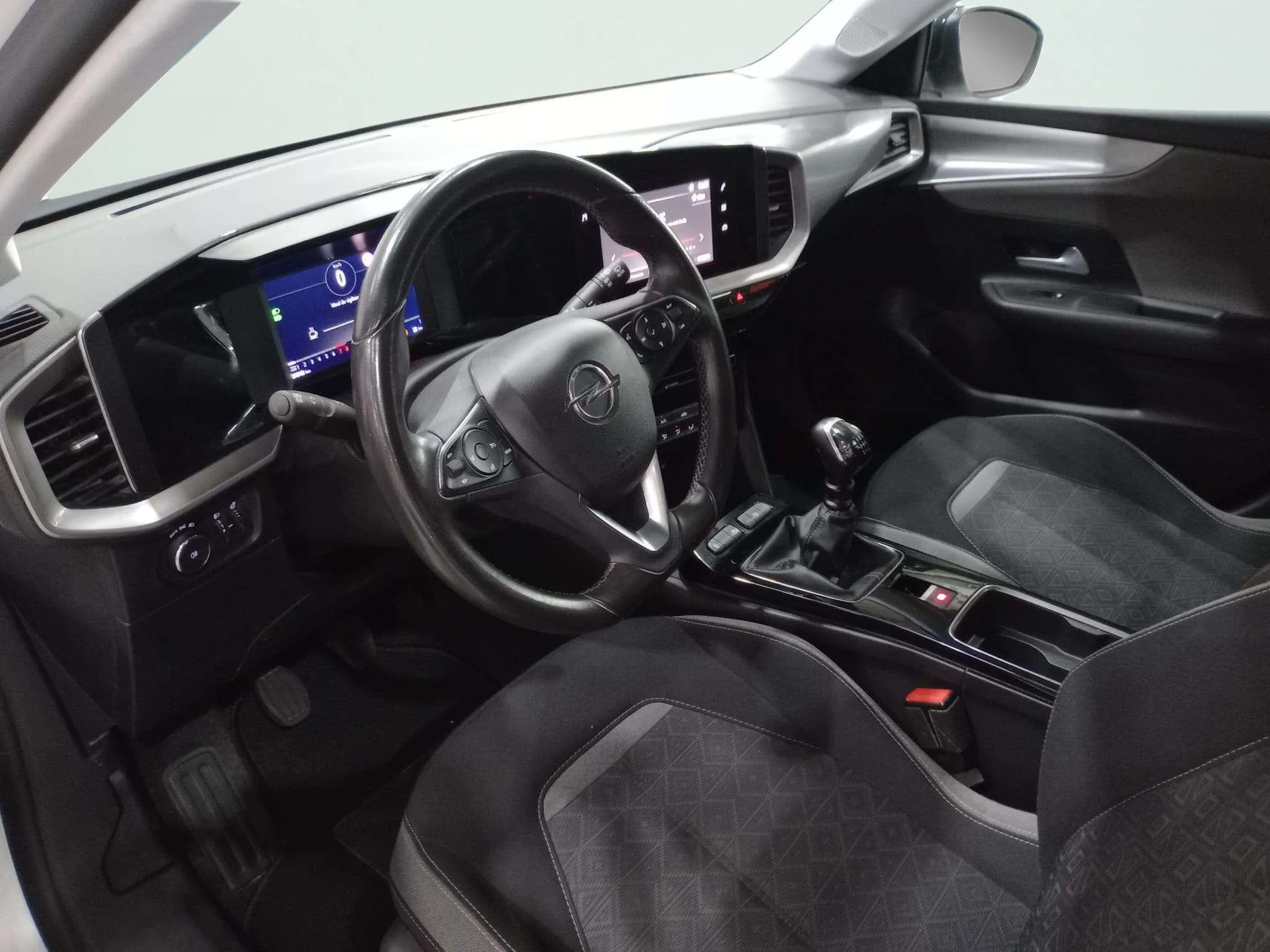 Opel Mokka 1.2 T Business Elegance - foto 18