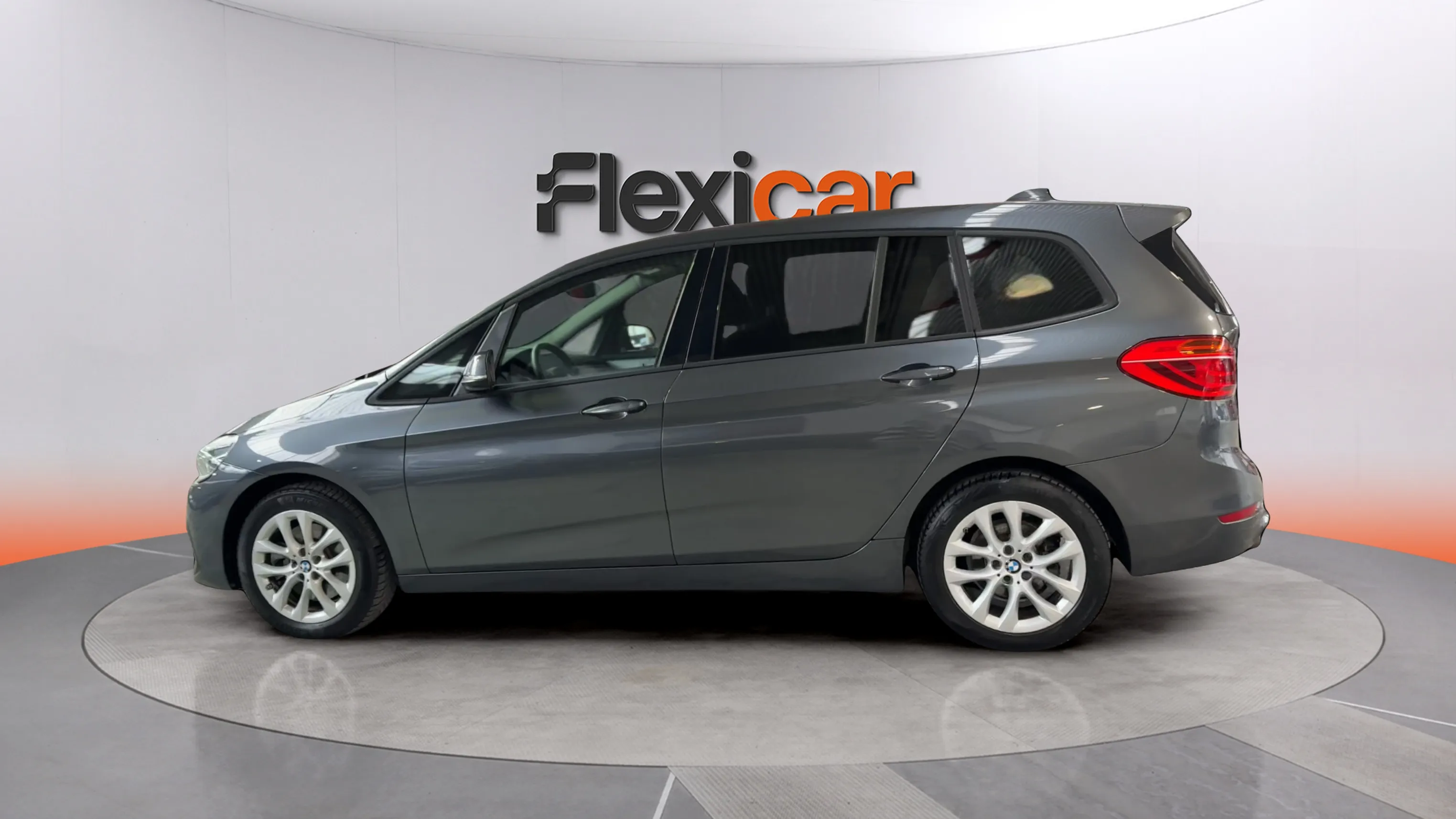 BMW Serie 2 Gran Tourer 218d - foto 4