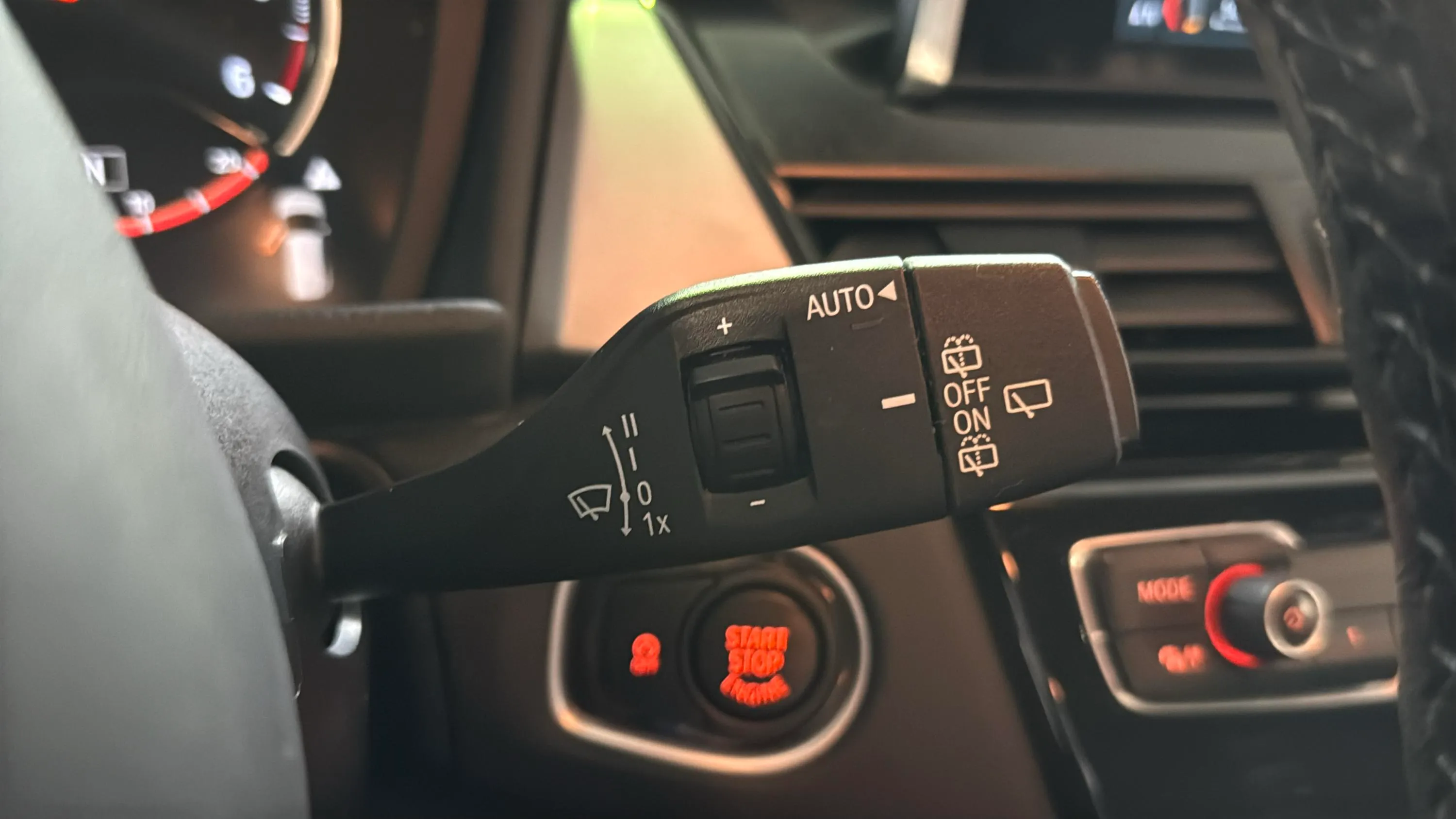BMW Serie 2 Gran Tourer 218d - foto 24