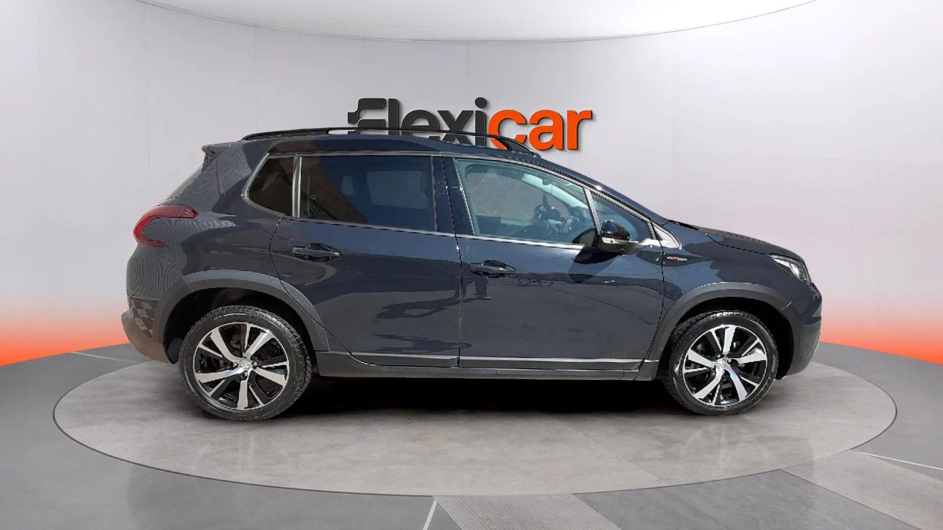 Peugeot 2008 Allure 1.2 PureTech - foto 8