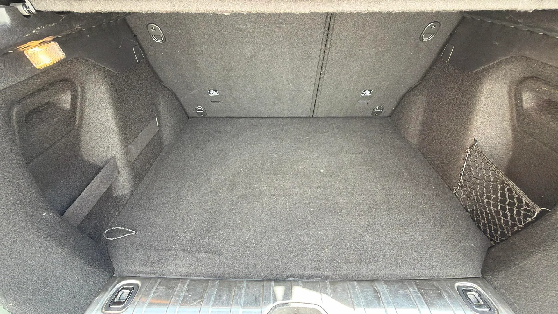 Peugeot 2008 Allure 1.2 PureTech - foto 18
