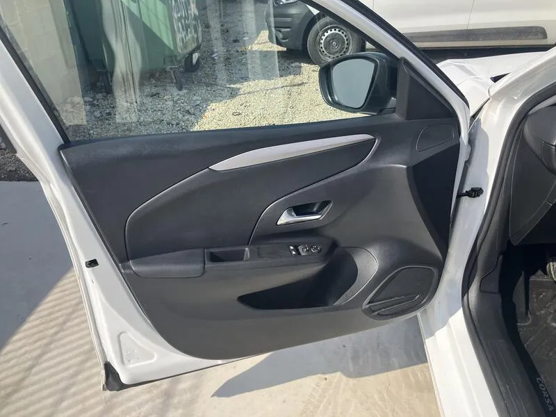 Opel Corsa 1.2T XHL Edition - foto 23