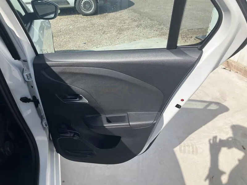 Opel Corsa 1.2T XHL Edition - foto 17