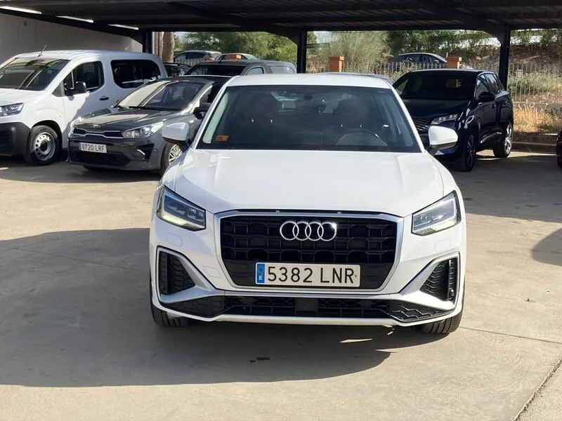 Audi Q2 S line 30 TDI - foto 9