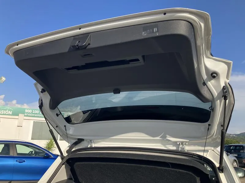 Volkswagen T-Cross Advance 1.0 TSI DSG - foto 35