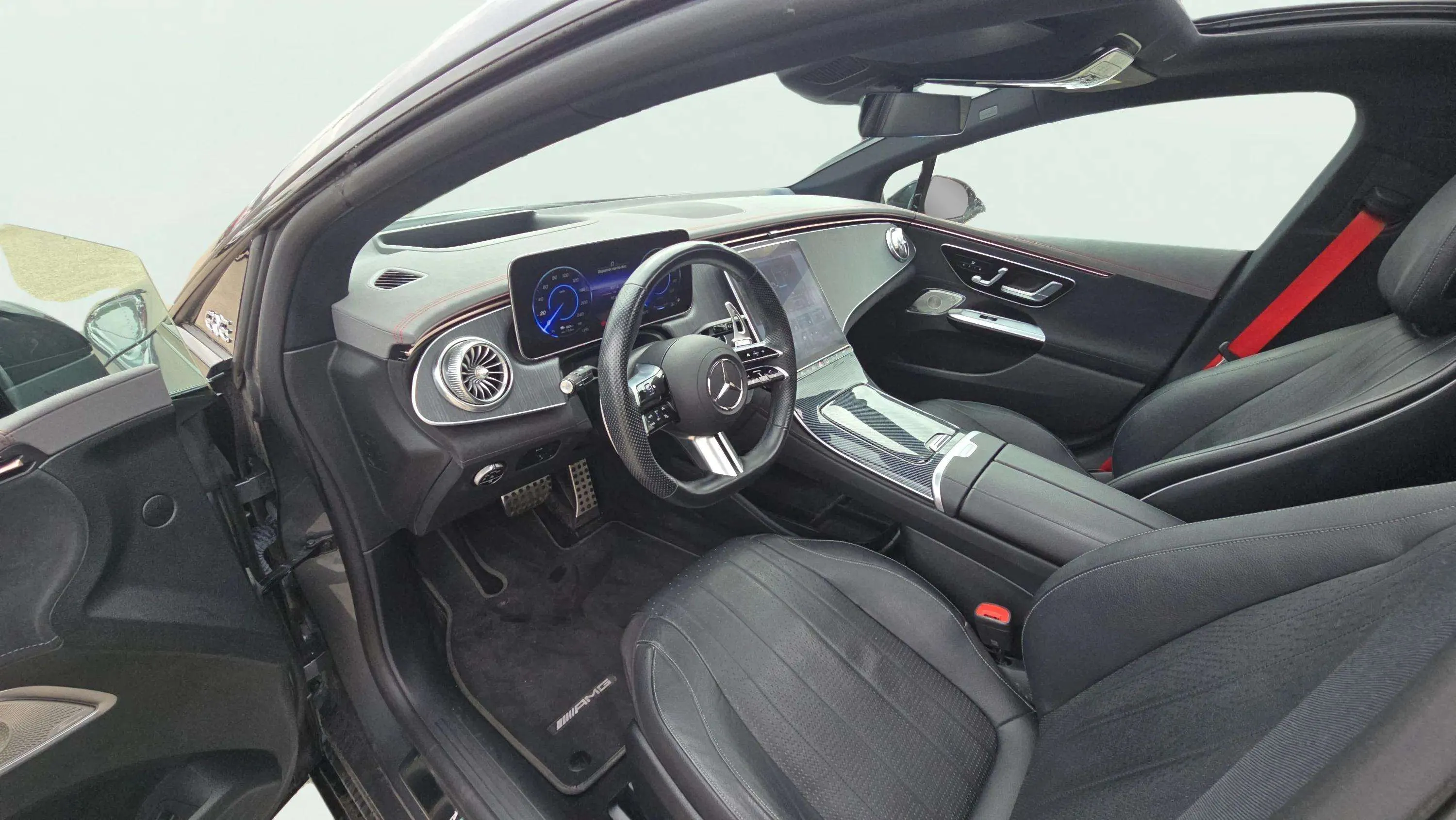 Mercedes-Benz EQE 350+ - foto 10