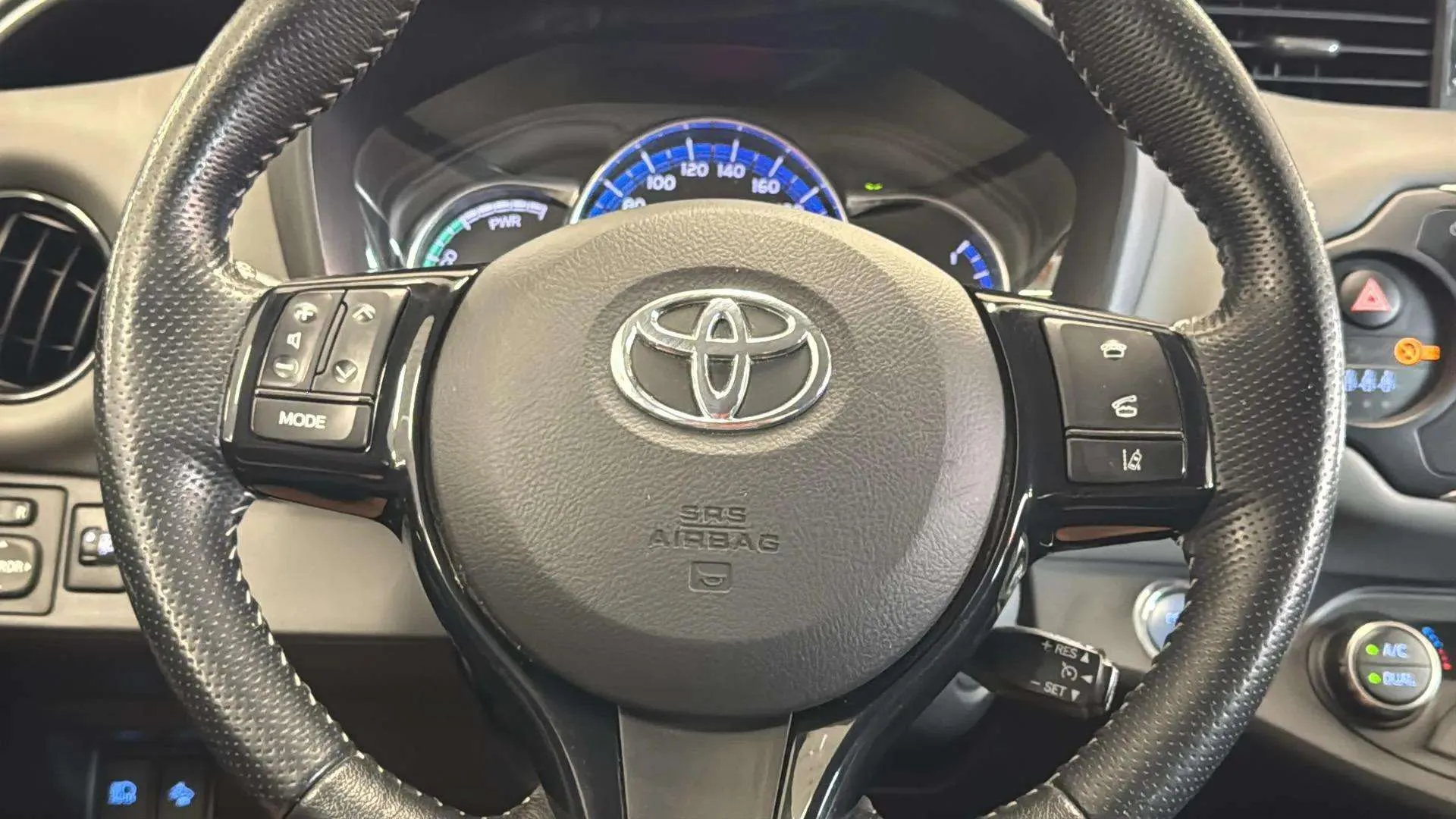 Toyota Yaris 1.5 Hybrid Feel - foto 13
