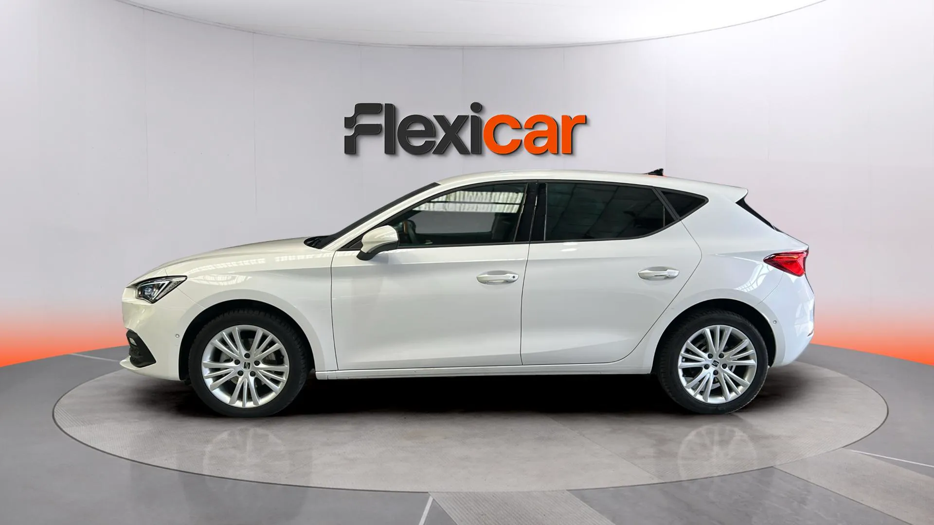 SEAT León 1.5 eTSI DSG Style Special Ed - foto 7