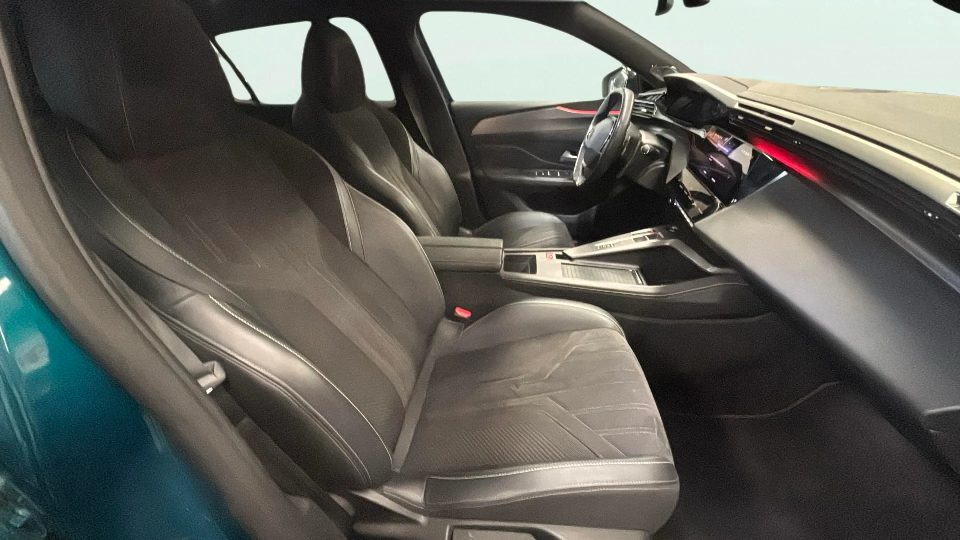 Peugeot 408 GT PHEV 225 e-EAT8 - foto 16