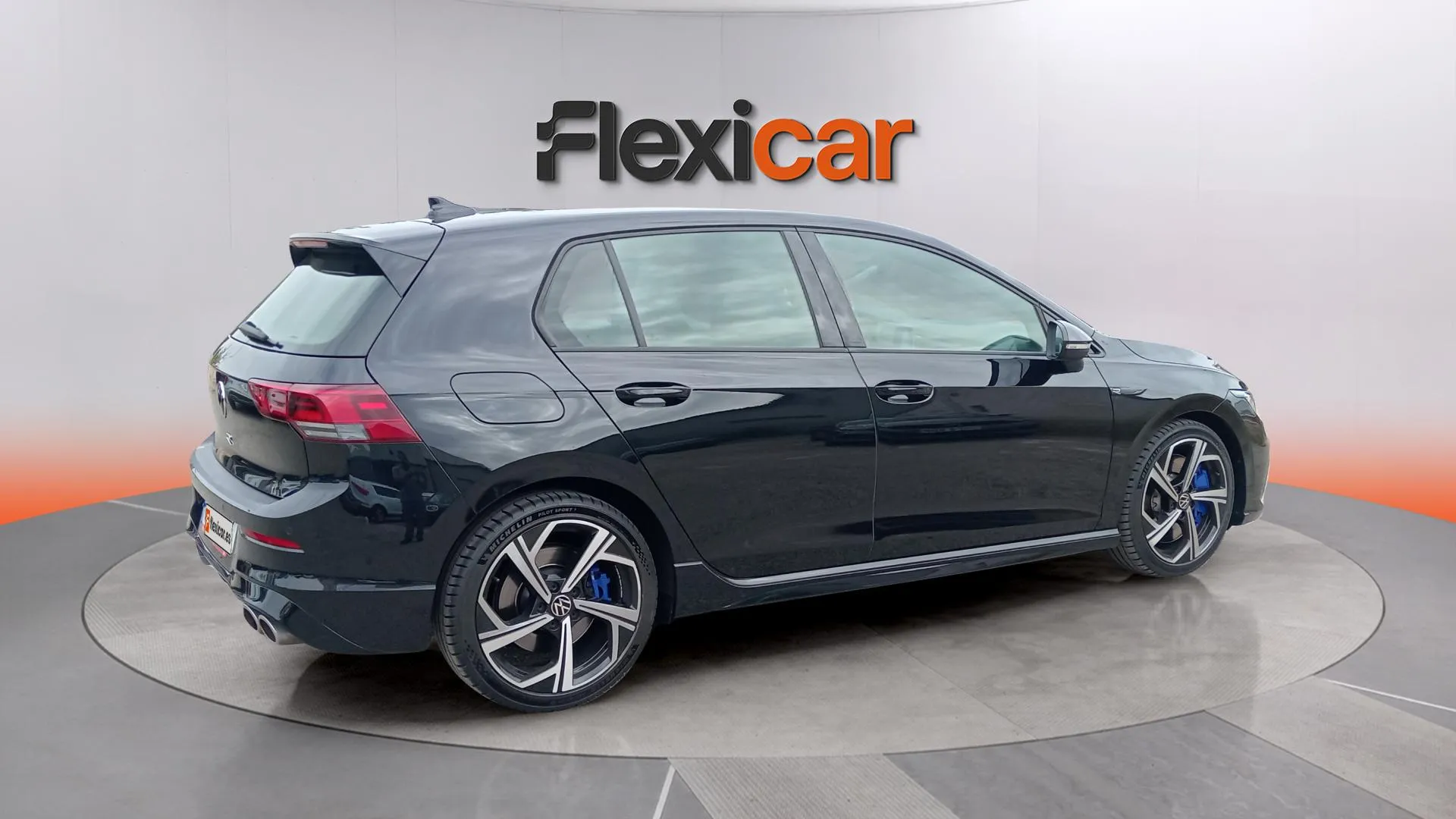 Volkswagen Golf R 2.0 TSI 4Motion DSG - foto 12