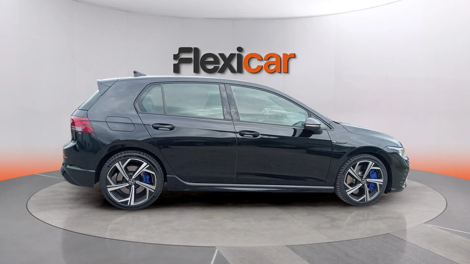 Volkswagen Golf R 2.0 TSI 4Motion DSG - foto 11