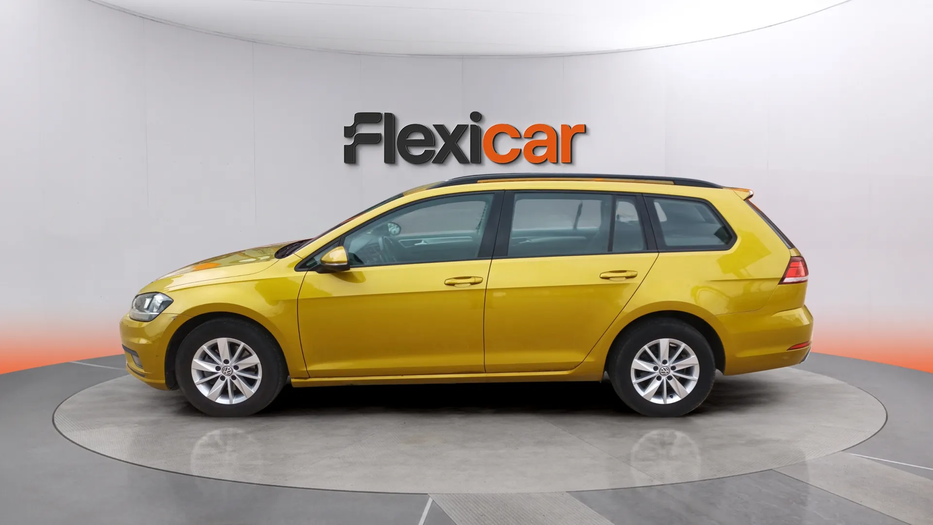 Volkswagen Golf Advance 1.0 TSI Variant - foto 8