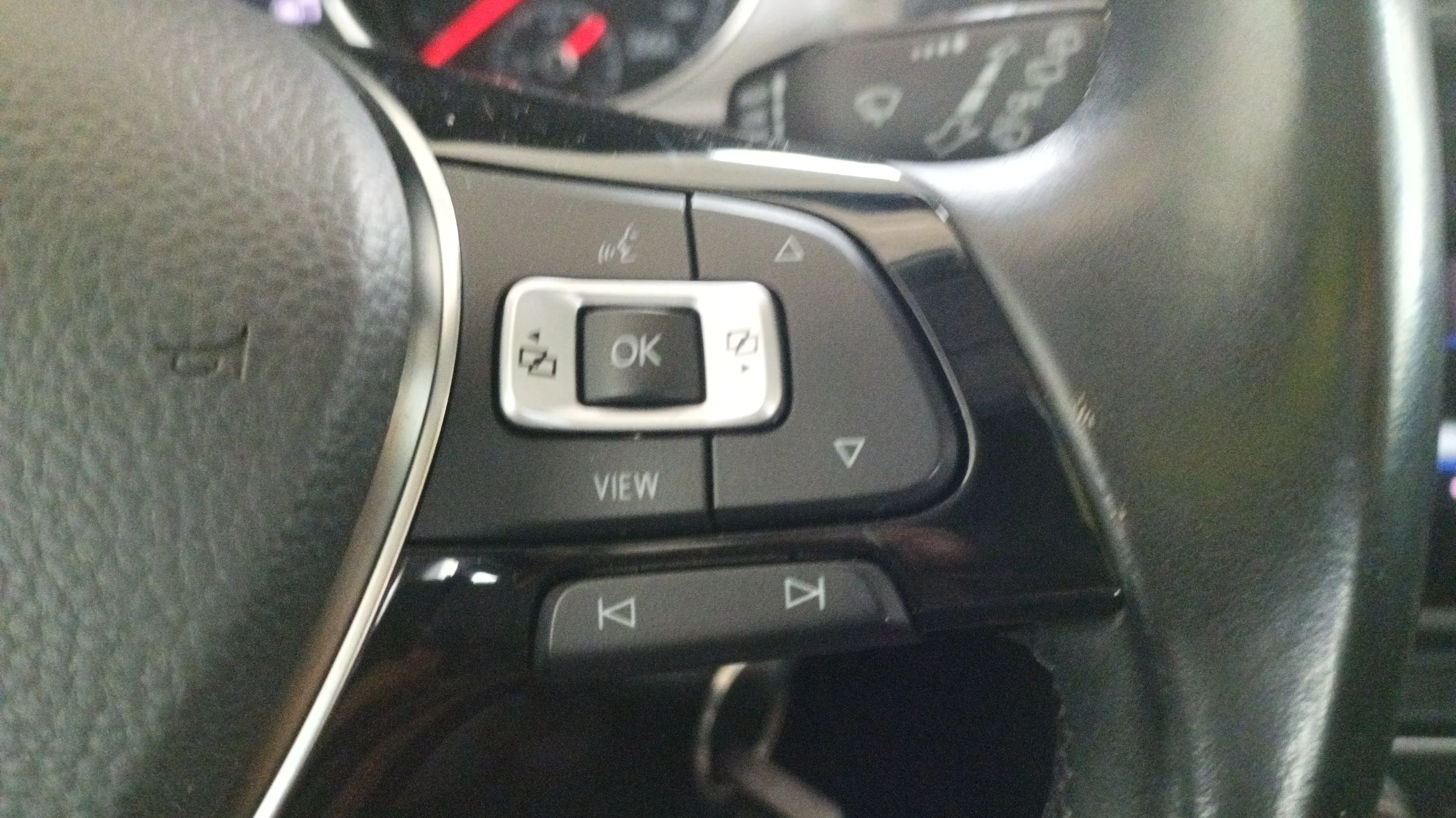 Volkswagen Golf Advance 1.0 TSI Variant - foto 18