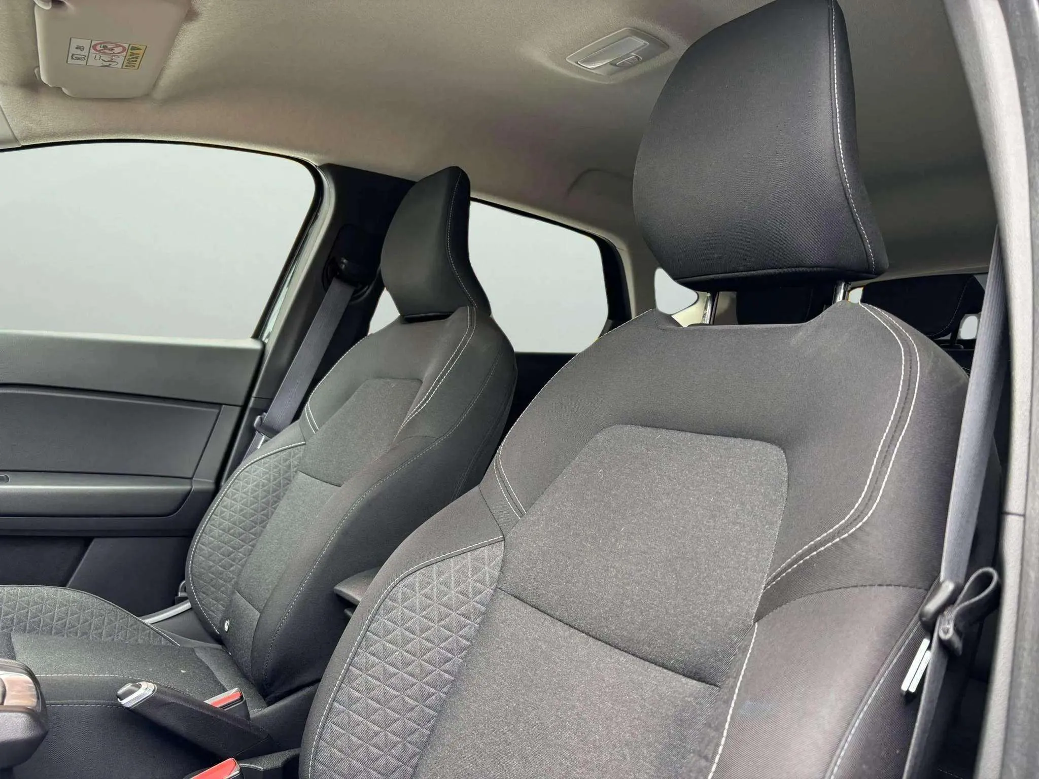 Mitsubishi ASX 130T MHEV Motion - foto 14