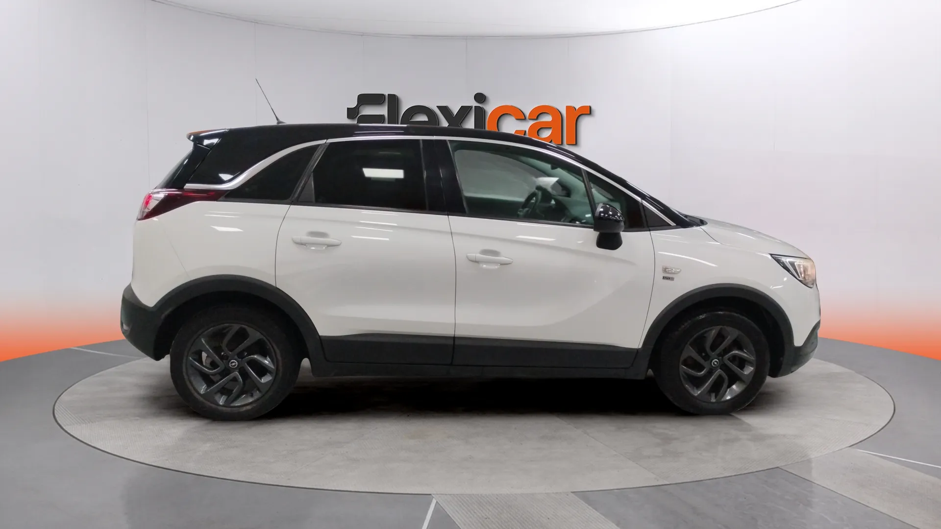 Opel Crossland 1.2 Design Line 120 Aniversario - foto 4