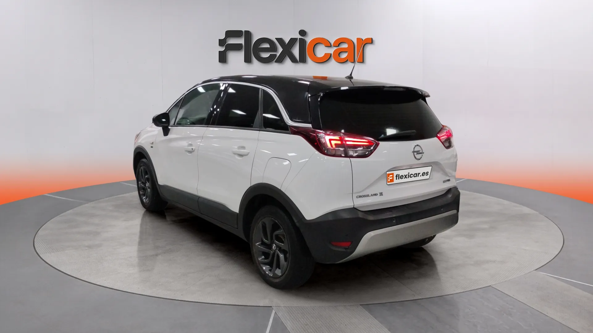 Opel Crossland 1.2 Design Line 120 Aniversario - foto 8