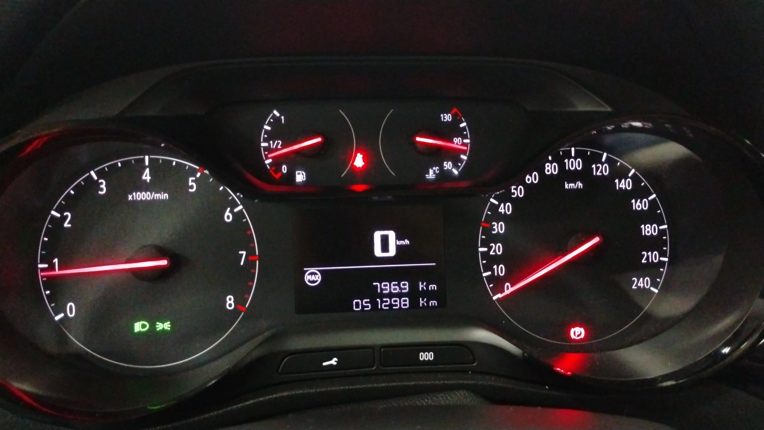Opel Crossland 1.2 Design Line 120 Aniversario - foto 16