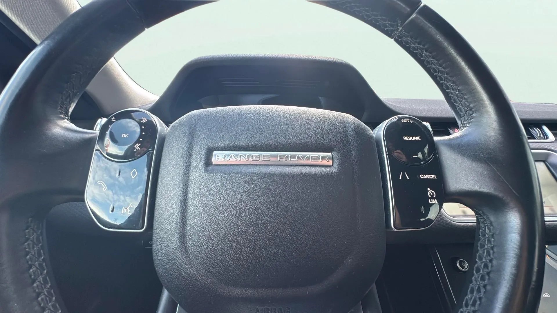 Land Rover Range Rover Evoque 2.0 D150 FWD - foto 17