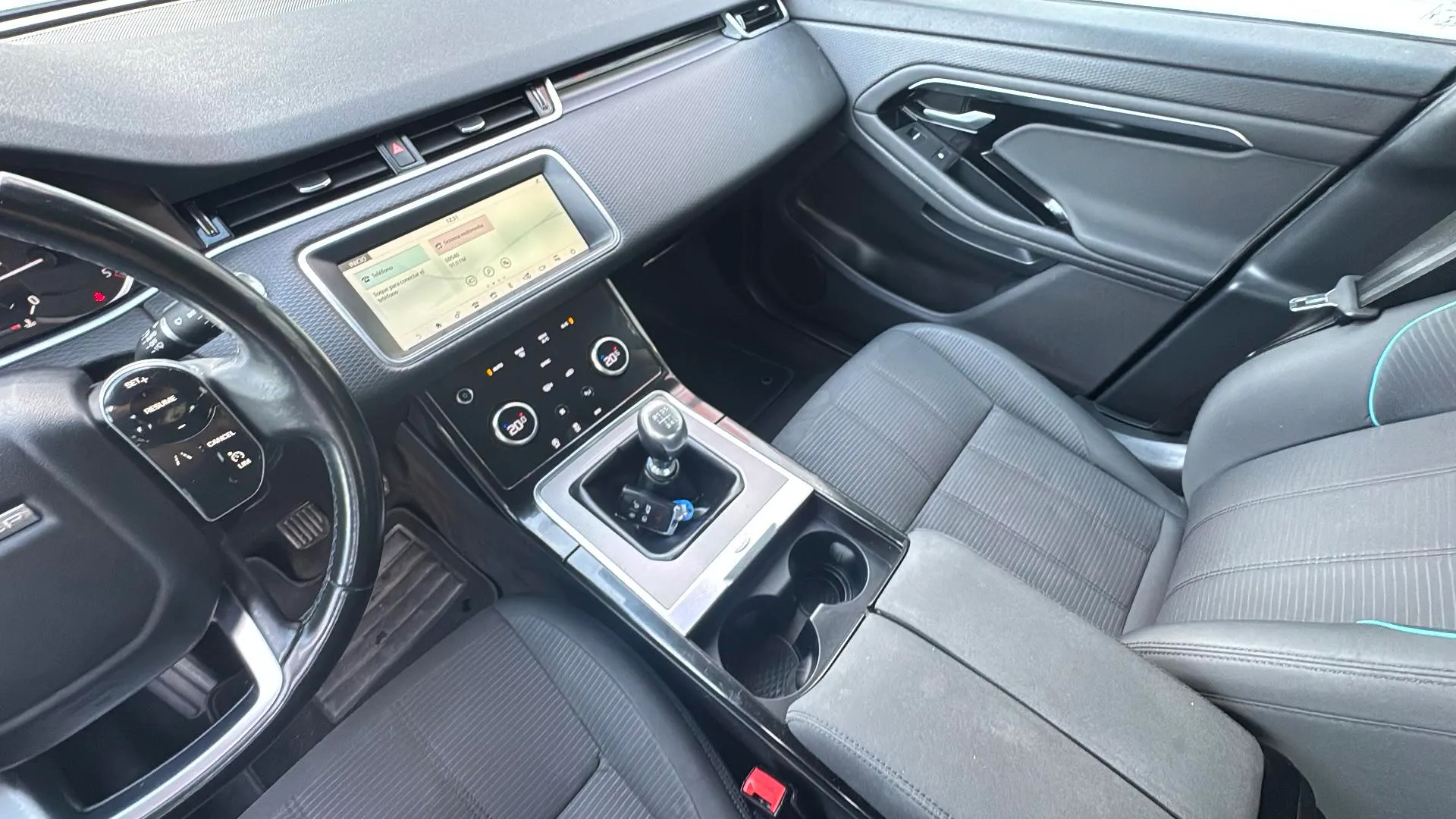Land Rover Range Rover Evoque 2.0 D150 FWD - foto 12