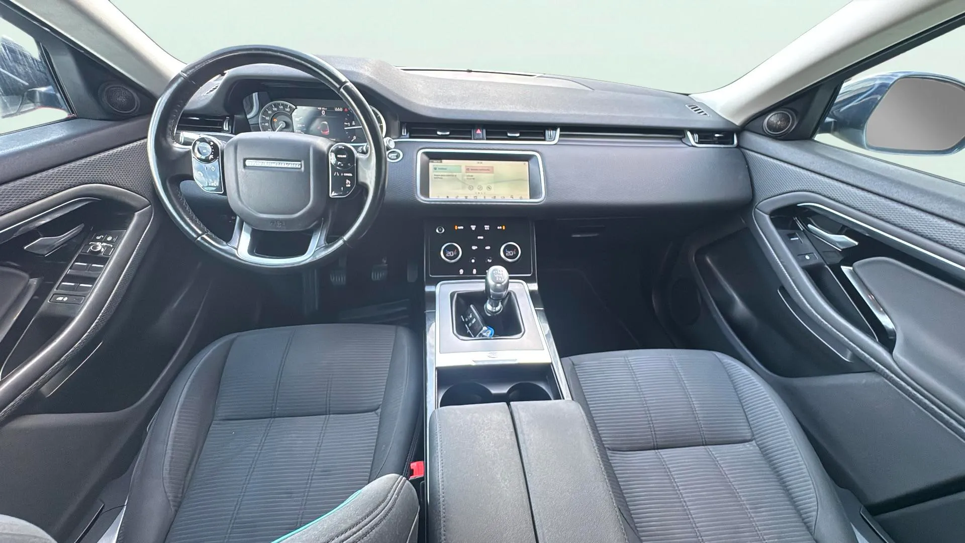 Land Rover Range Rover Evoque 2.0 D150 FWD - foto 10
