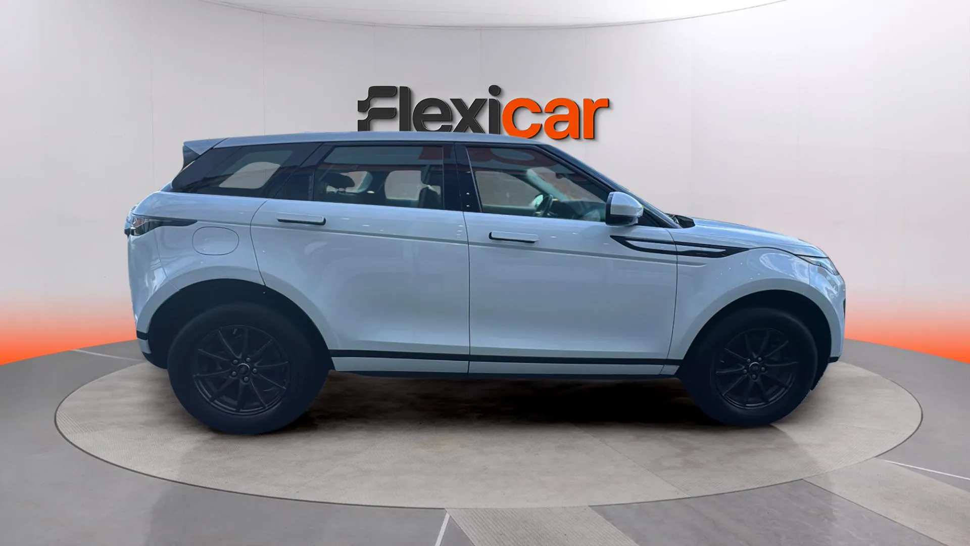Land Rover Range Rover Evoque 2.0 D150 FWD - foto 8