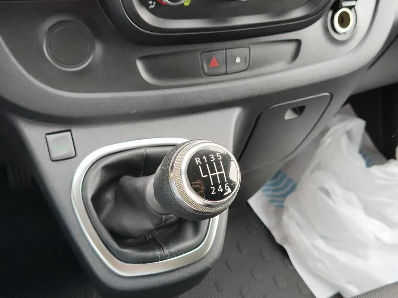 Renault Trafic Doble Cabina 27 L1 Energy BluedCi - foto 12