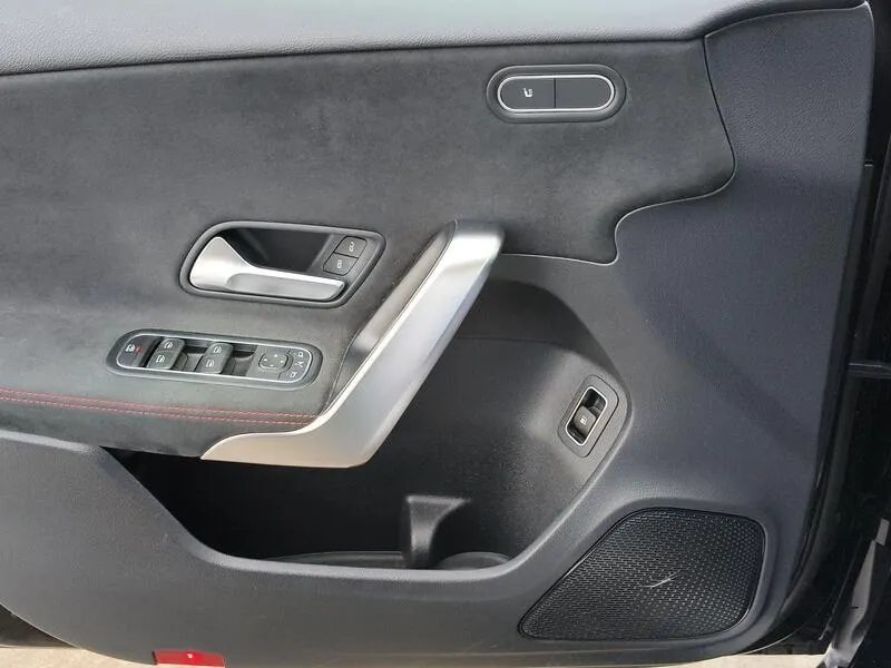 Mercedes-Benz Clase A A 250 e - foto 30