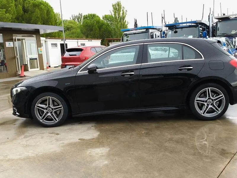 Mercedes-Benz Clase A A 250 e - foto 3