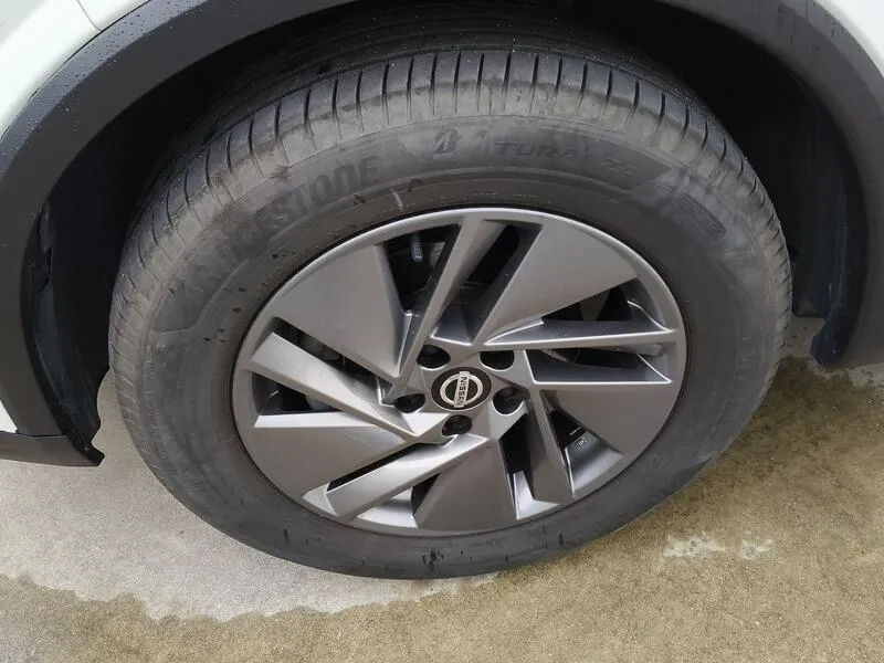 Nissan Qashqai DIG-T mHEV 4x2 Acenta - foto 46