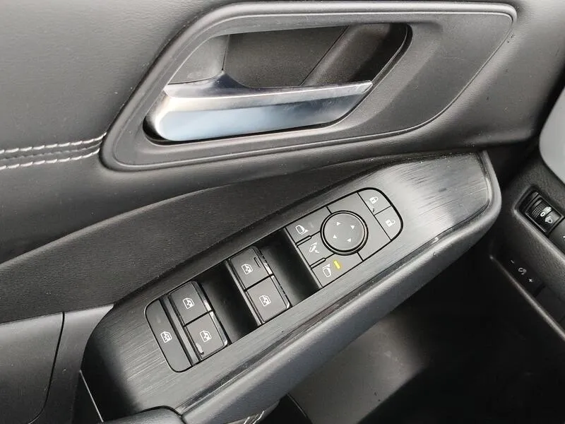 Nissan Qashqai DIG-T mHEV 4x2 Acenta - foto 30