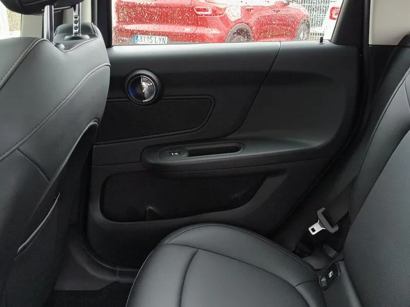 MINI Countryman Cooper 1.5 - foto 34