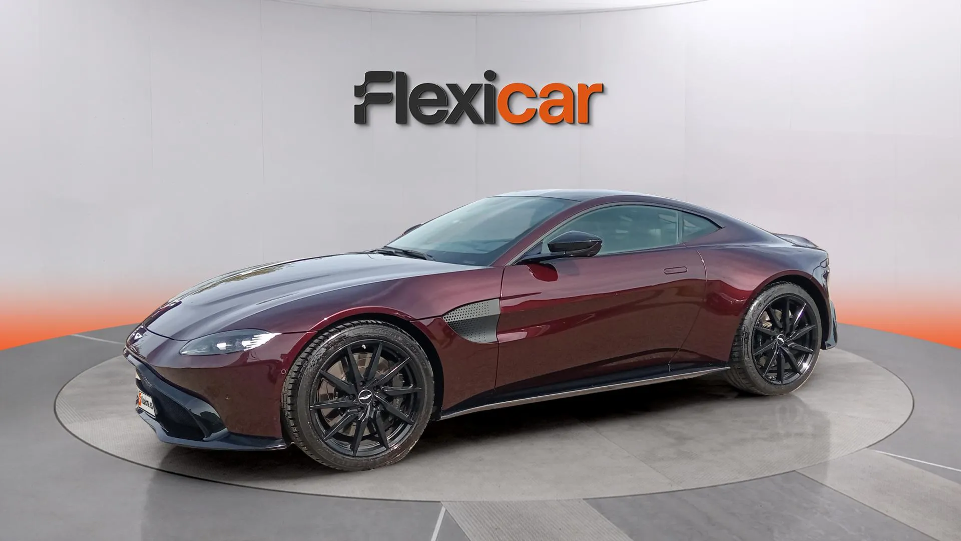 Aston Martin Vantage 4.0 V8 - foto 4