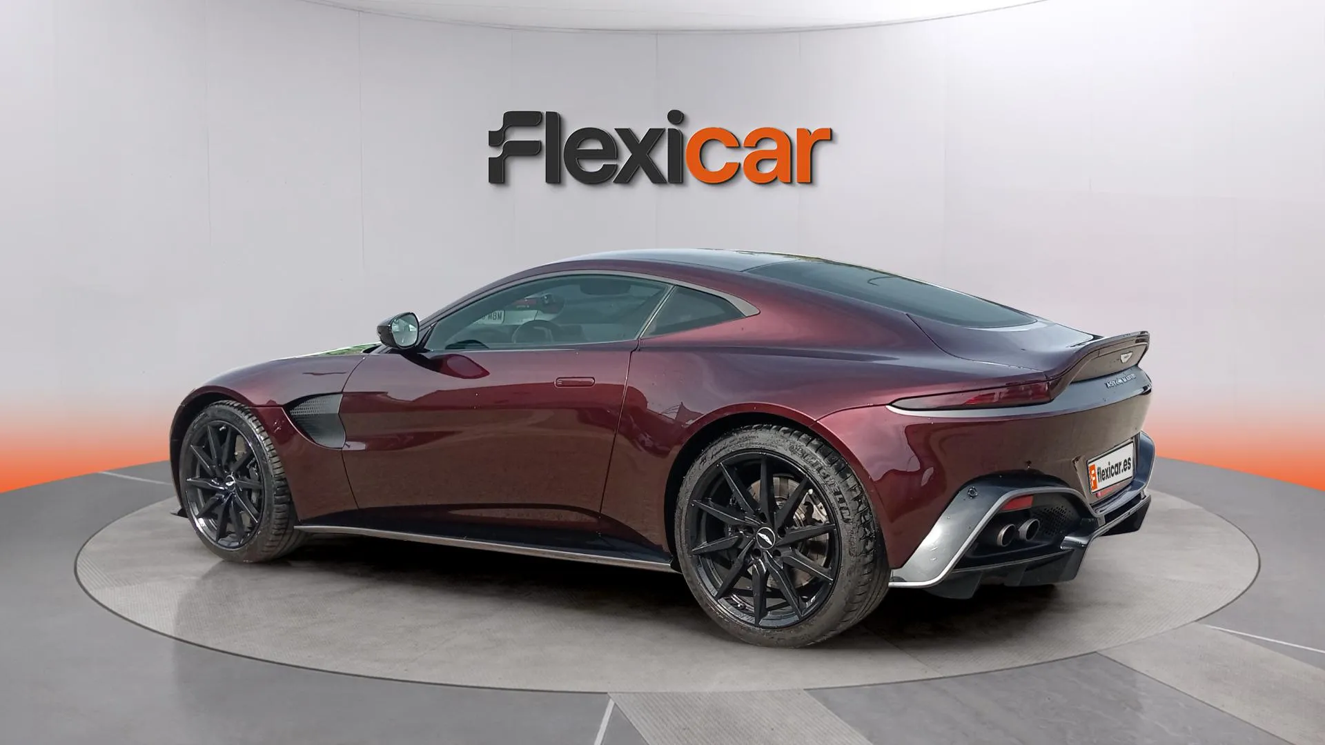 Aston Martin Vantage 4.0 V8 - foto 5
